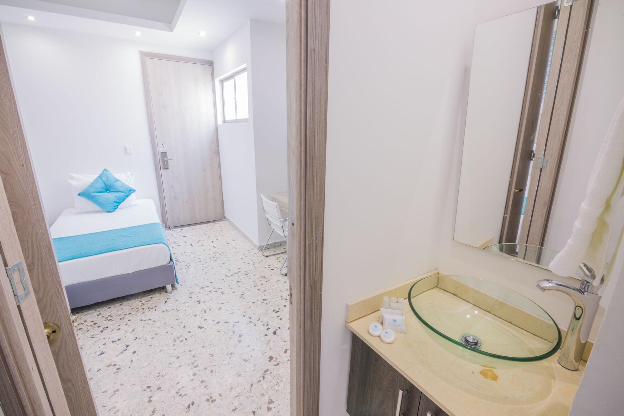 Velik Ocean Hotel Aeropuerto Cartagena Exteriér fotografie